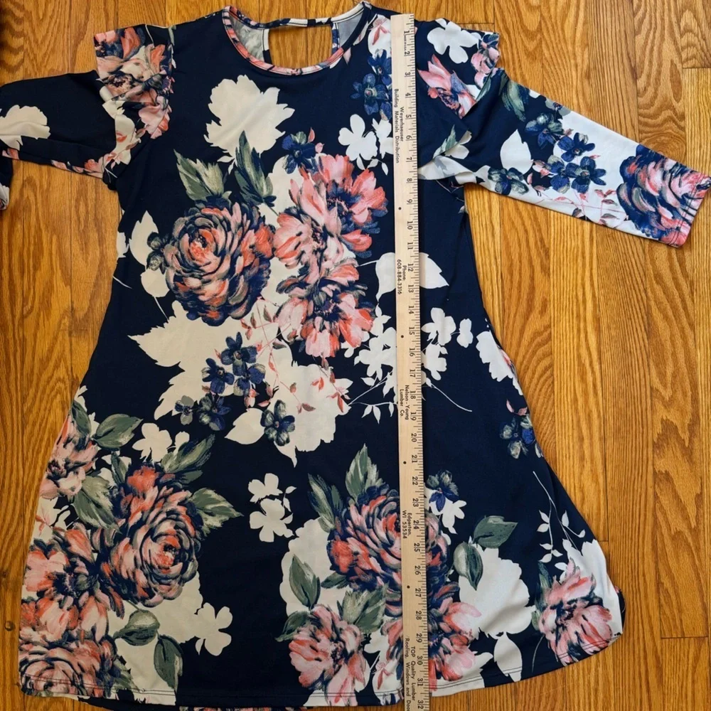 Annabelle Womens Floral 3/4 Sleeve Dress with Ruffled Shoulders & Pockets Size S - Picture 9 of 11